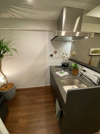 イニシア北千住レジデンス キッチン