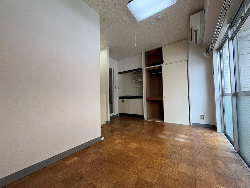 長秀ビル ベッドルーム