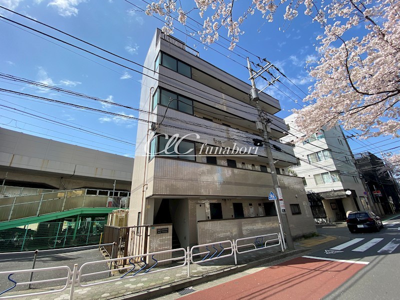 ヴィラ・アンテウス 203号室 外観