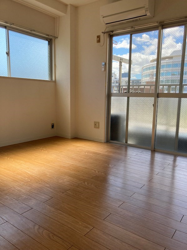 ジュネスラヤマ ベッドルーム