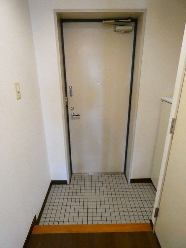 マノーリヴェル 玄関