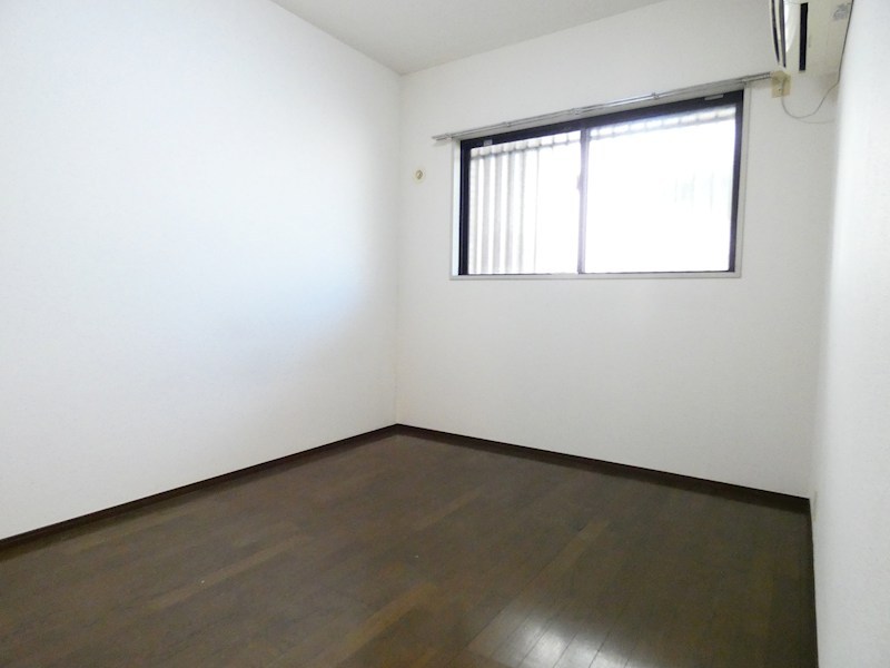 マノーリヴェル ベッドルーム