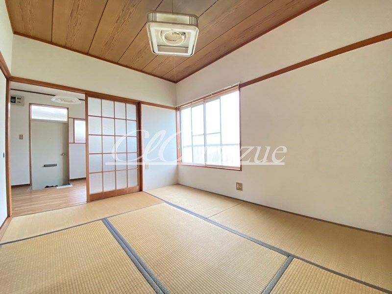 サニーエルム ベッドルーム