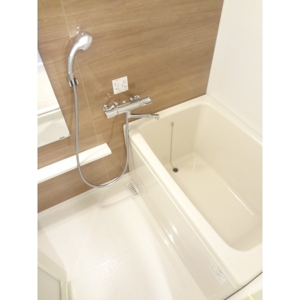 Alviness Kei    風呂画像