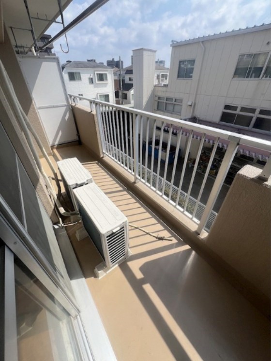 フォンテーヌ清水 ベランダ