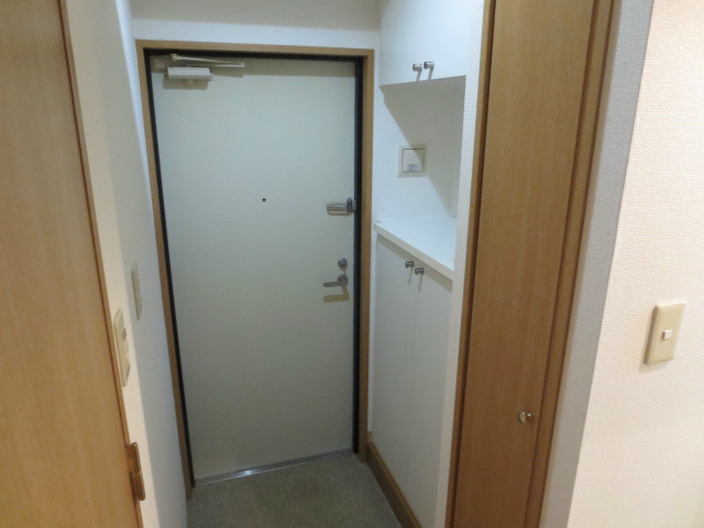 三和駒込  玄関