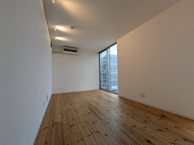 KANRA梅島 リビング