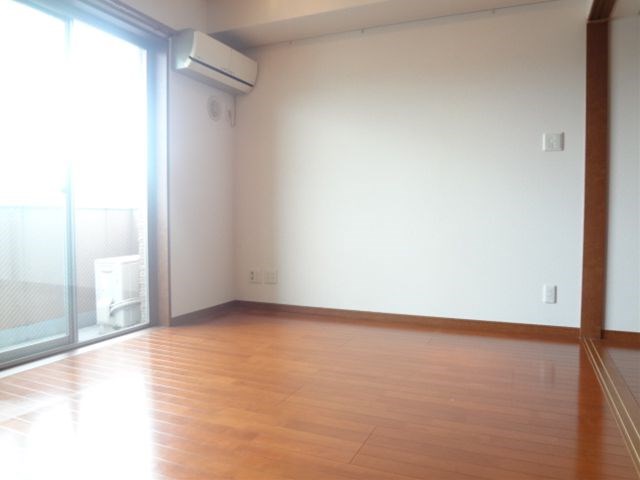 JEWEL　COURT　C棟 ベッドルーム