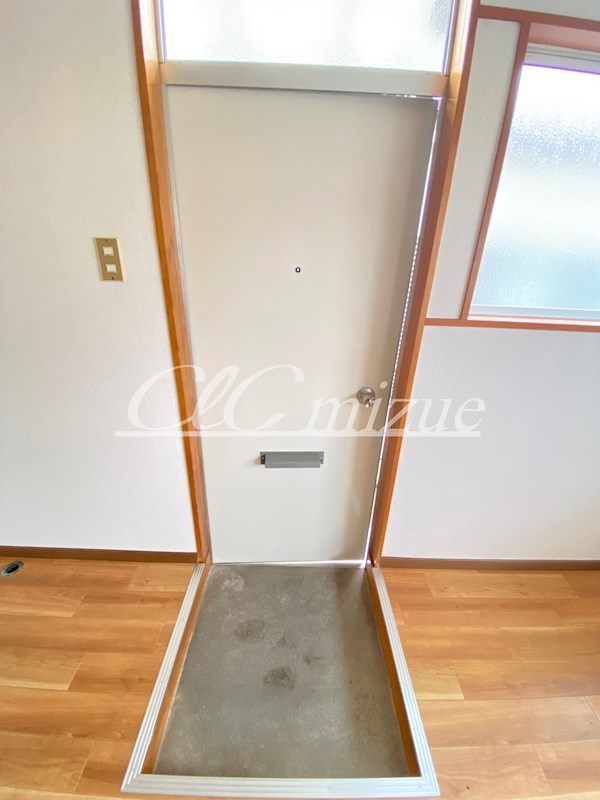 サニーエルム 玄関