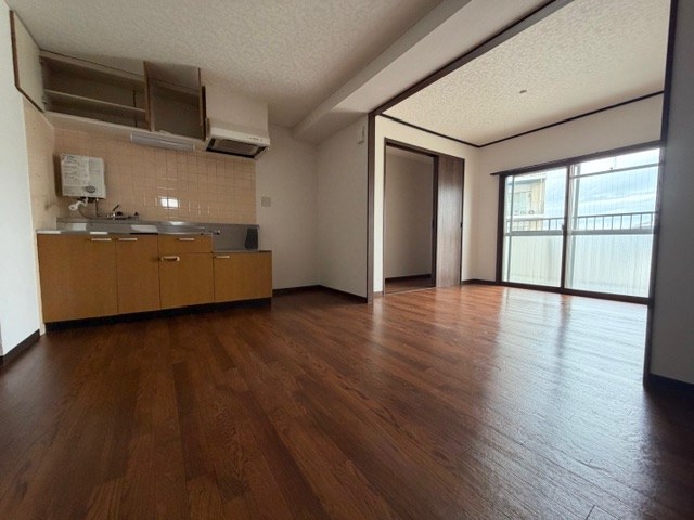 コーポラス上田 リビング