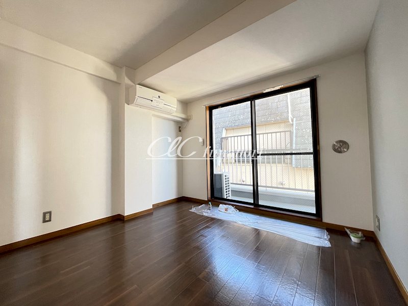 メゾンドマレシャル ベッドルーム