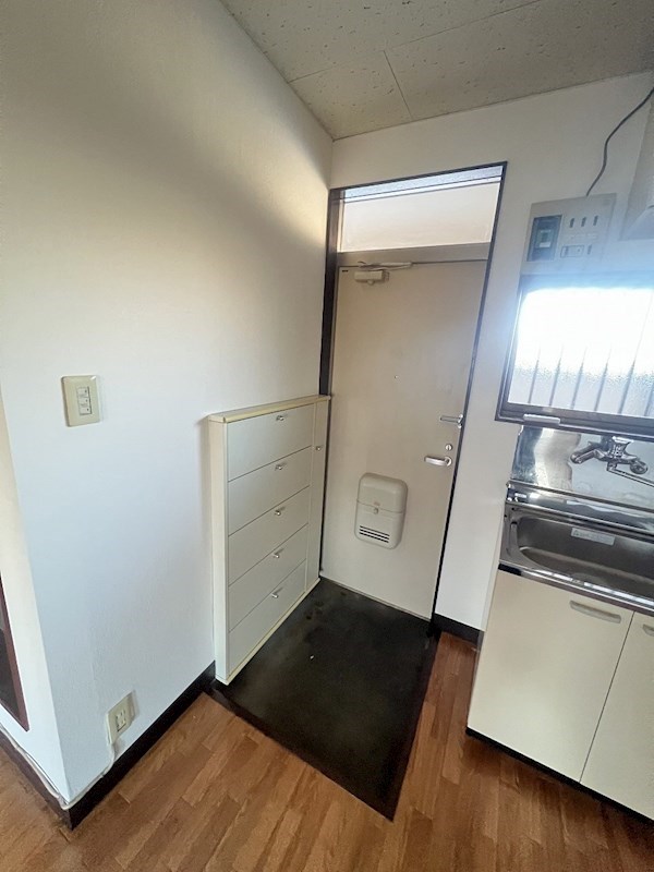 サンバース　ＳＵＮ・ＢＡＴＨ 玄関