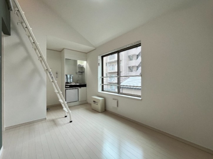 Well-being日暮里北 リビング