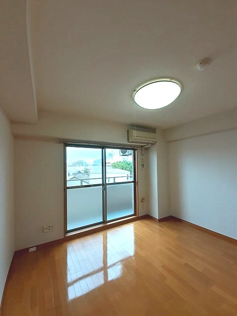 シャトーノール梅島  ベッドルーム