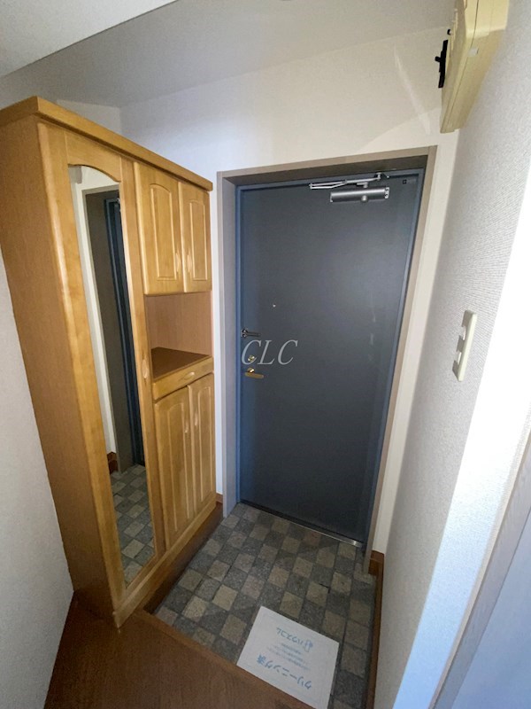 アルビオン田端 玄関