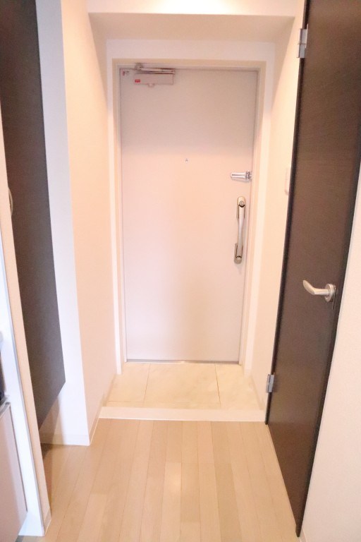 Ａｐａｒｔｍｅｎｔ桜 玄関