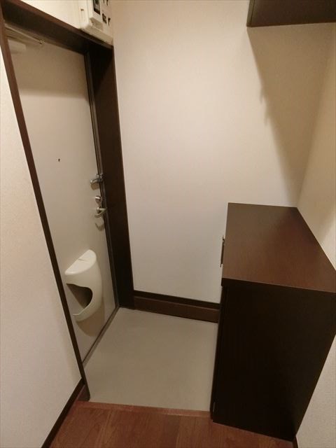 コーポ・リブウェル 玄関