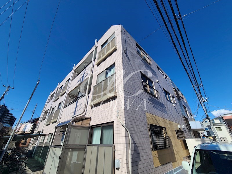 パインニードル 外観