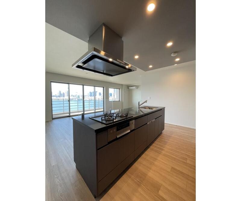 ＨＡＲＵＭＩＦＬＡＧ　ＳＵＮ　ＶＩＬＬＡＧＥ　Ａ棟 キッチン