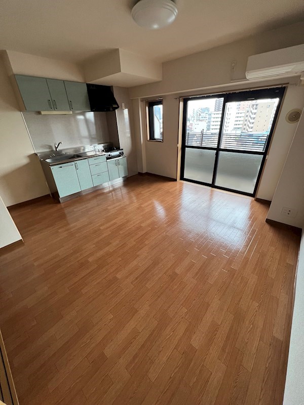 ランドスケイプアーバンストリート   リビング