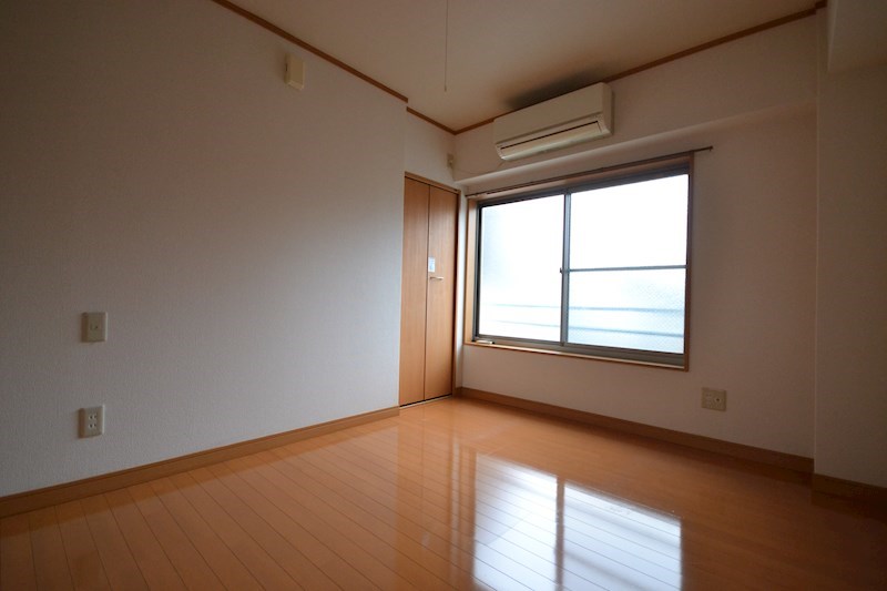 ウオチマンション リビング