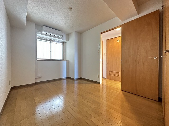 エバーグリーン ベッドルーム