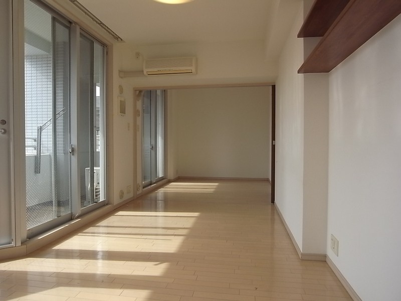 ドゥーエ銀座イーストⅠ リビング