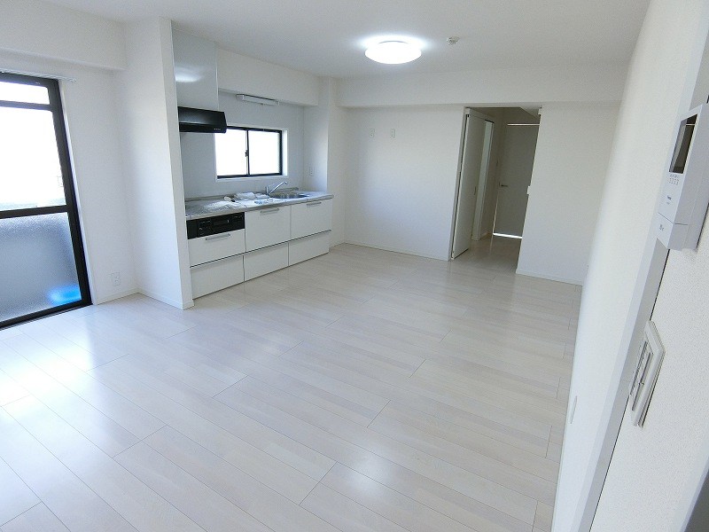 堤柳泉ビル  リビング