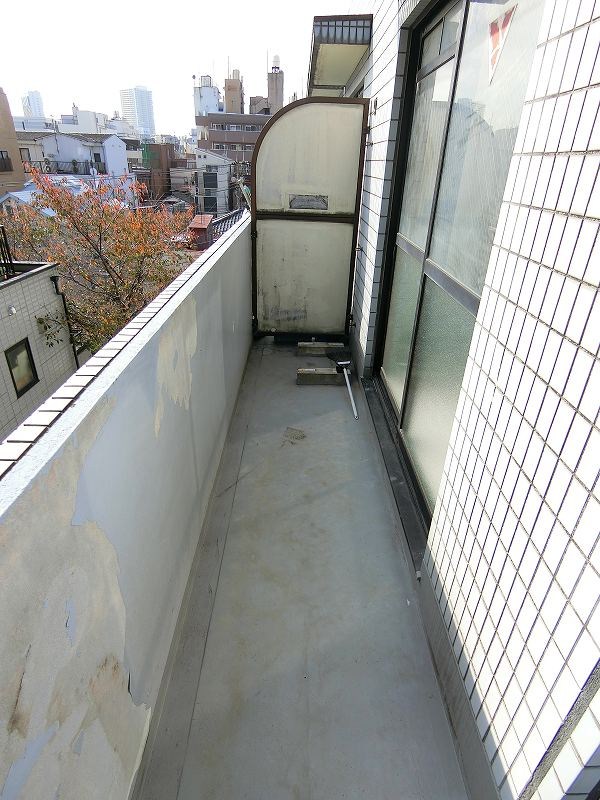 堤柳泉ビル  ベランダ