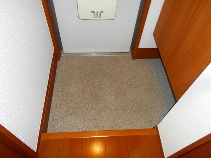 アズール　ベガ 玄関