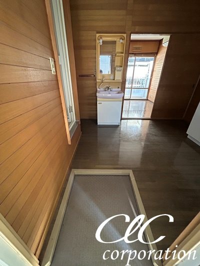 荻野ハイツ 玄関