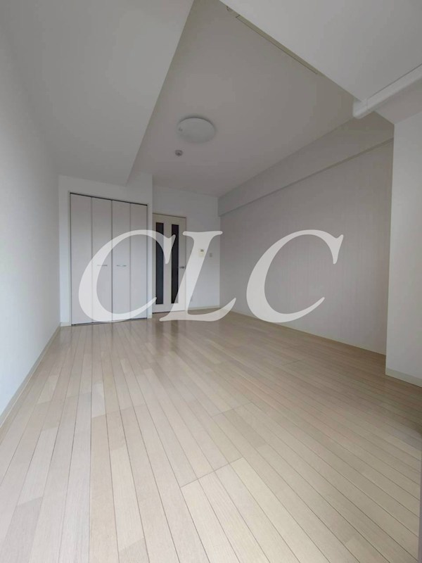 ティーズステージ  リビング