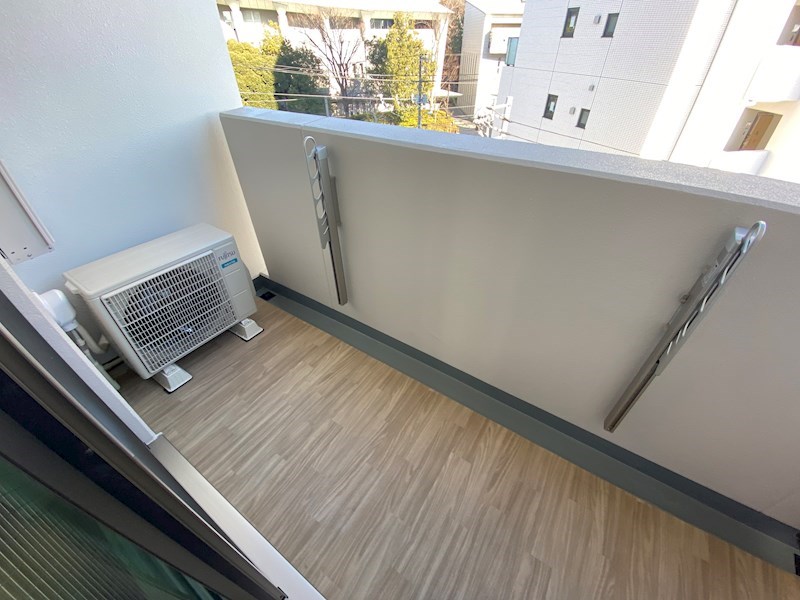 ラティエラ王子飛鳥山 ベランダ