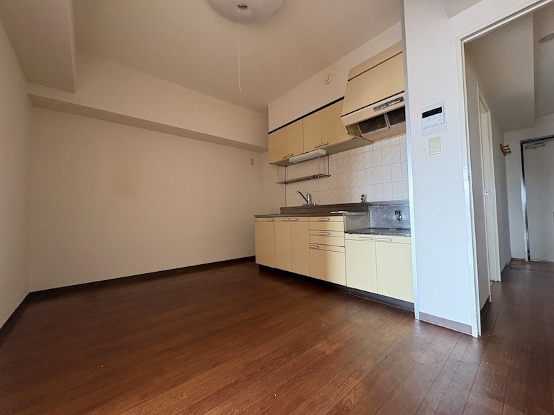 ロイヤルハイム・KEN リビング