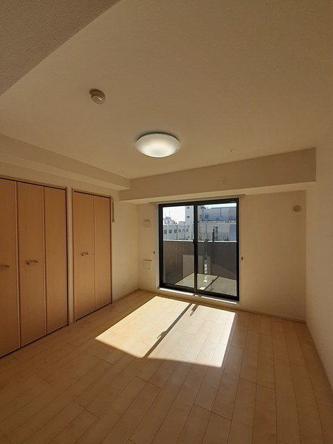 プラシード ベッドルーム