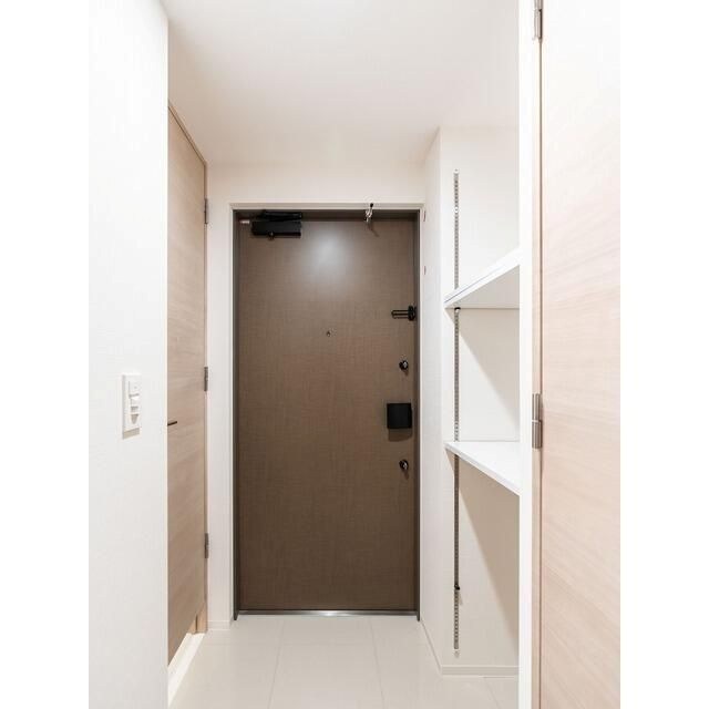 デュオフラッツ篠崎 玄関