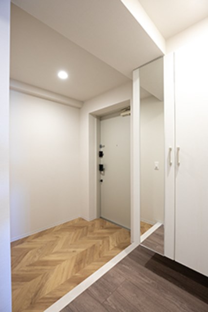 Sunny Side Forest 玄関