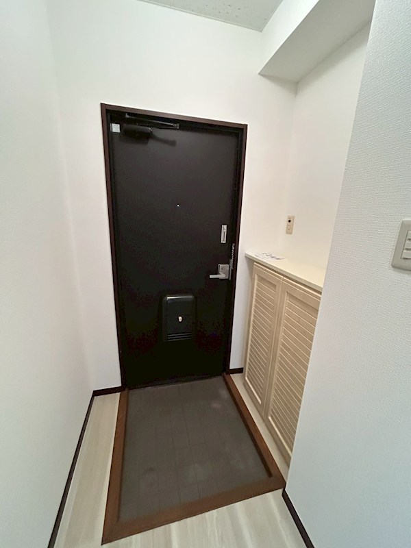 コート・グランディア一ツ家 玄関