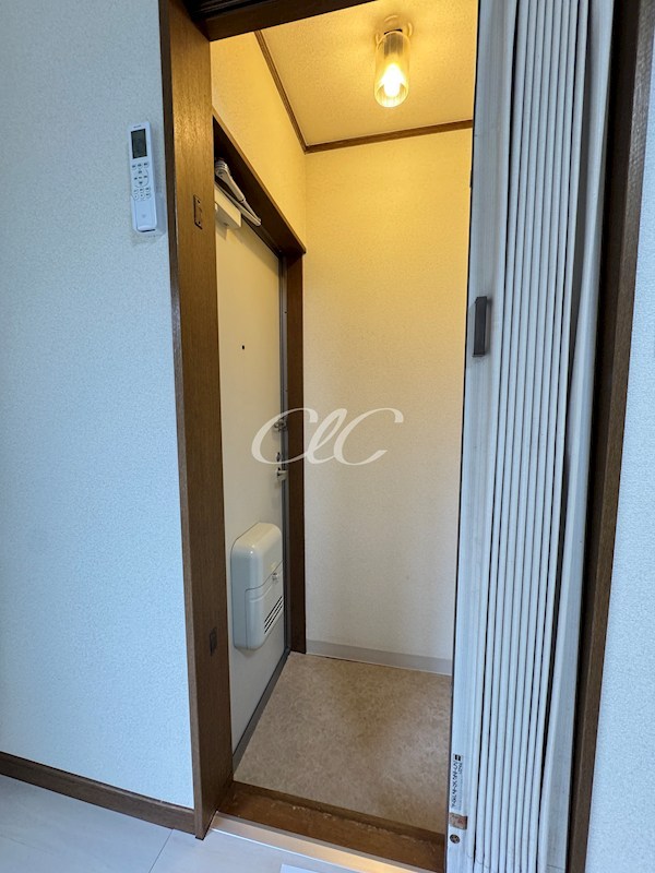 ハイツ小林 玄関