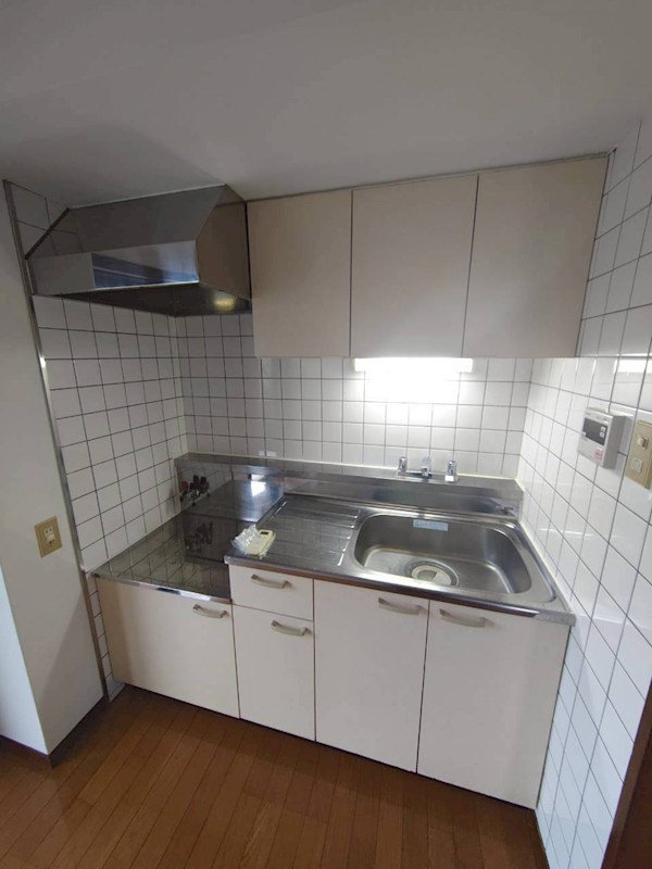 クリスタル３ キッチン