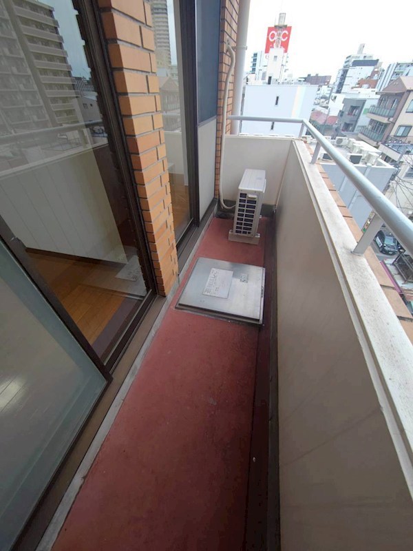 クリスタル３ ベランダ