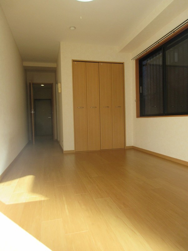 青木ビル ベッドルーム