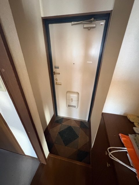ハイツ松田 玄関