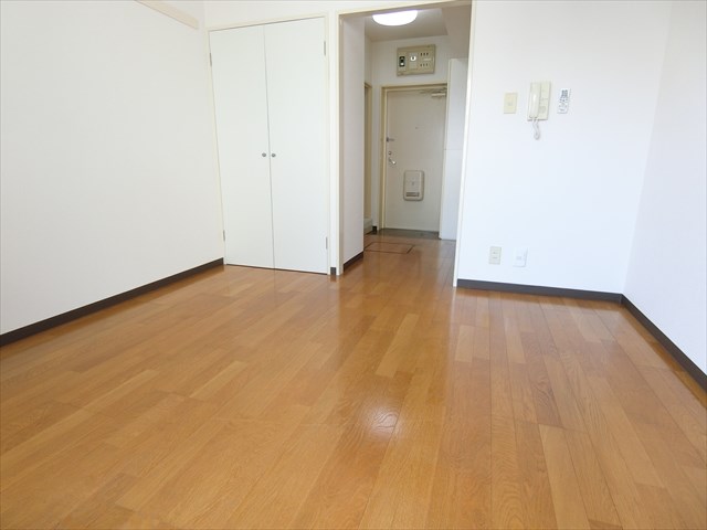 アーデル町屋  リビング