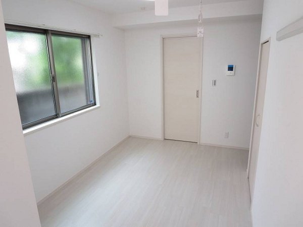 ハイムプリマヴェーラＢ棟 リビング