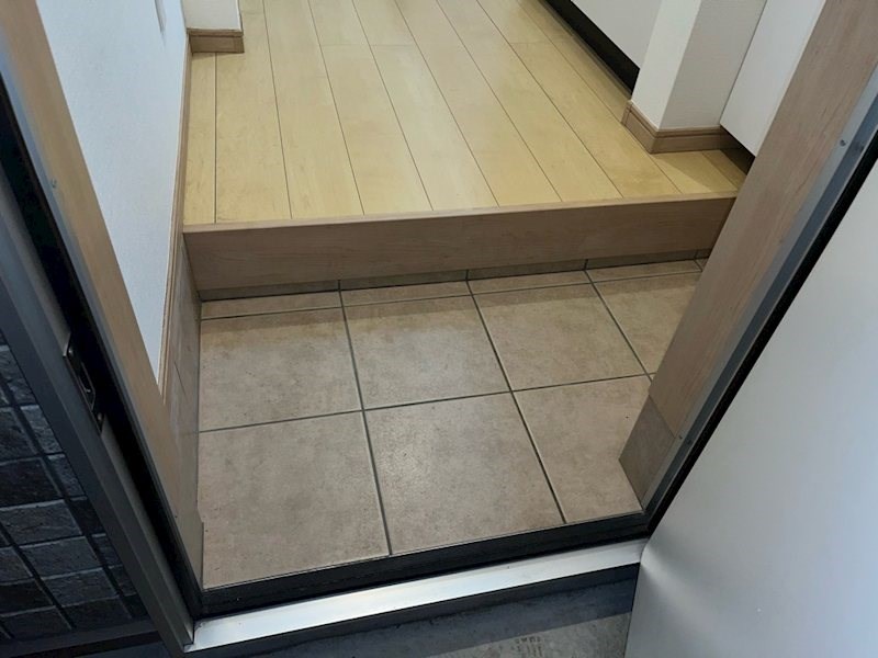 グランシャレー亀有Ⅱ 玄関