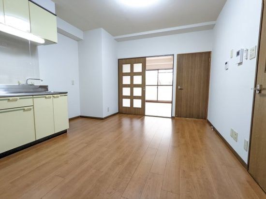 榎本ハイデンス リビング