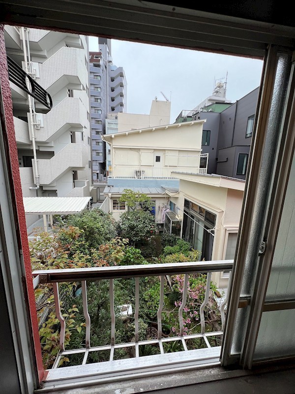 金龍荘 ベランダ