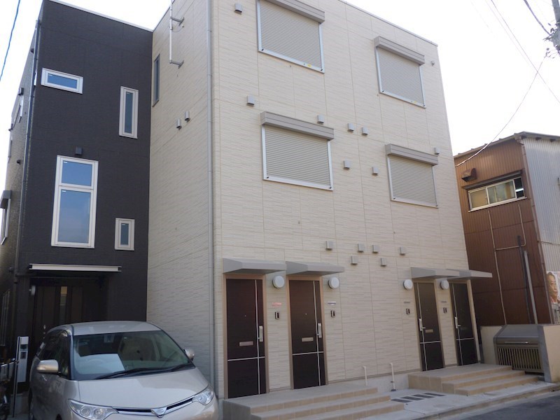 アミュレット 外観