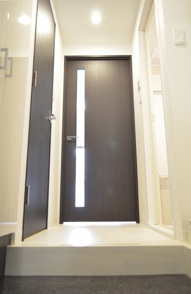 Ｎ・ＴＲＵＳＴ　Ⅵ 玄関